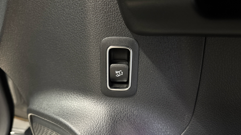 Mercedes-Benz GLA 180 AMG Line Executive 5dr Auto Petrol Hatchback